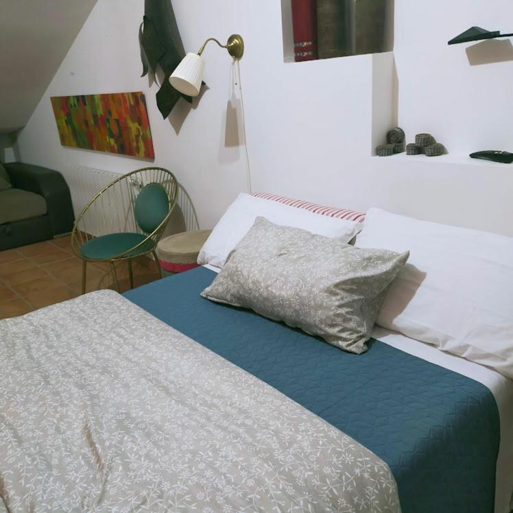 Una Parada A L'Anoia En Apartamento Compartido Capellades Exterior foto